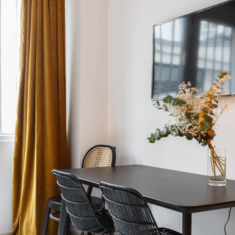 Habitat Parisien - 1BR-1BA for 4 - Marais Bastille - Studio - 9