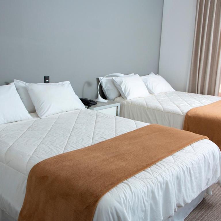 Hotel Mejillones - Superior Double Room with Two Double Beds - 2