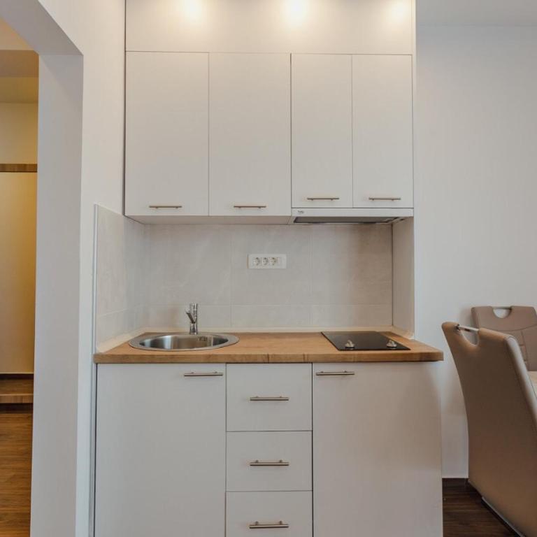 Apartmani Beko - Apartment with Sea View - 5