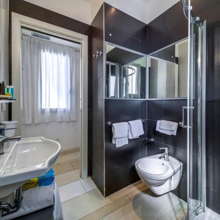 Residence Altomare - Suite con 2 Camere da Letto - 8