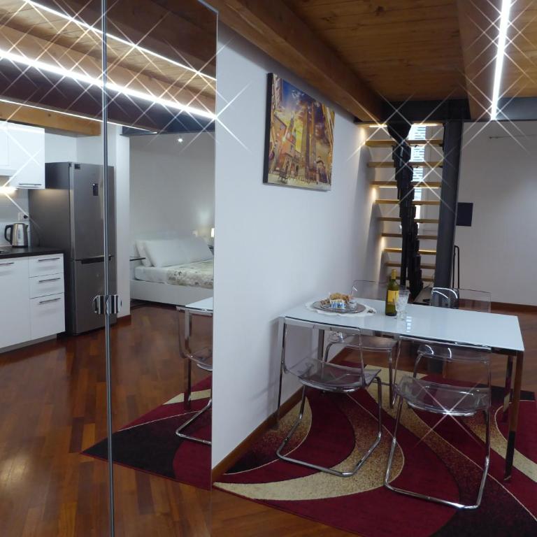 Giudei House Suite Bologna - Appartamento su 2 Livelli - 2