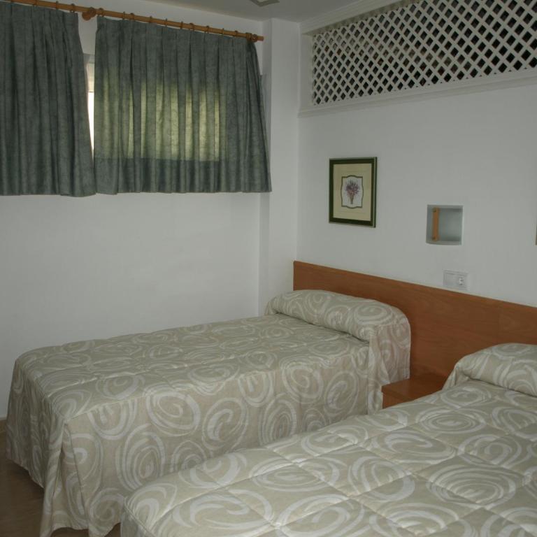 Apartaments Geminis - One-Bedroom Apartment (2 Adults + 2 Children) - 16