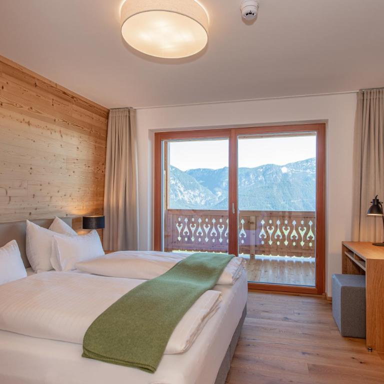 Skylodge Alpine Homes - Superior Penthouse with Balcony and Panoramic View - 2