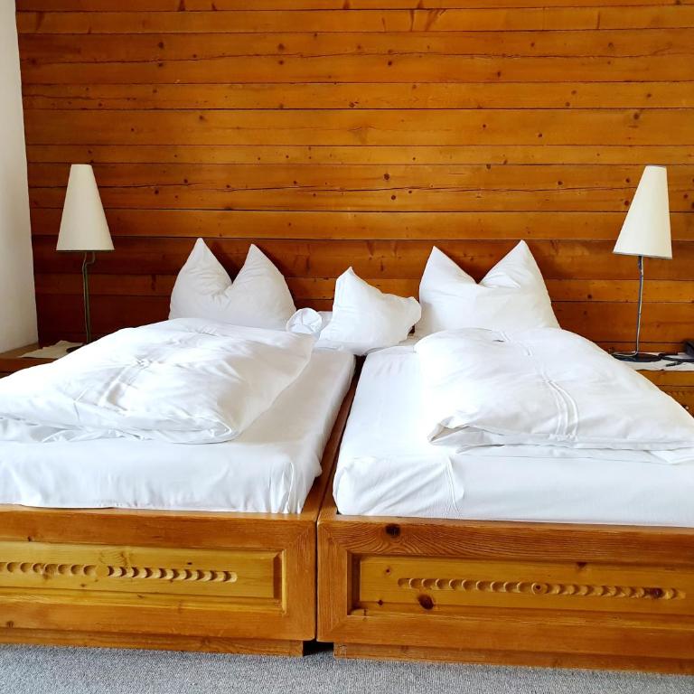 Landgasthof "Wilder Mann" - Doppelzimmer mit Balkon - 4