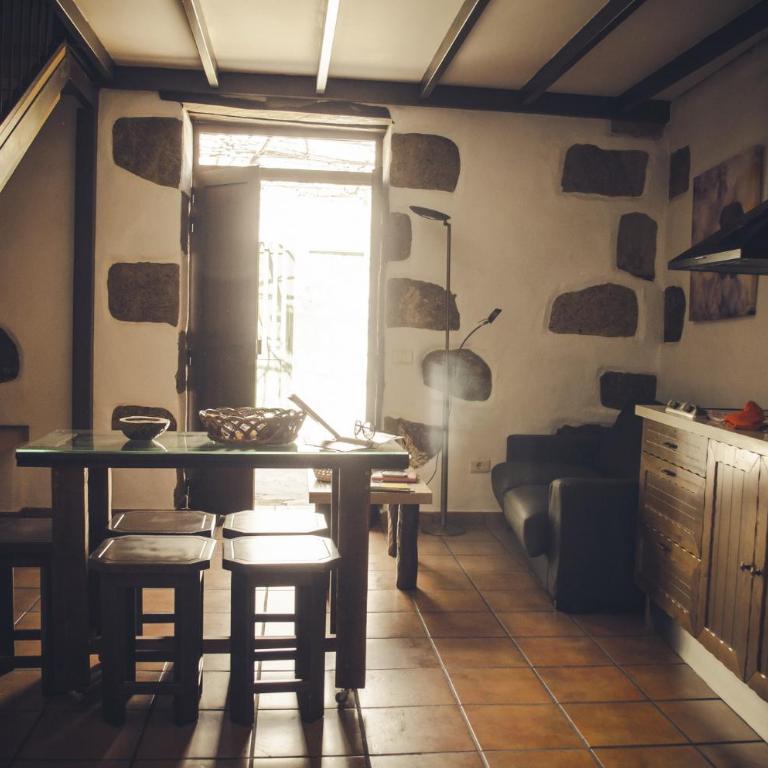 Vivelorural casa Tunte 3, BBQ y terraza - Apartment - 18