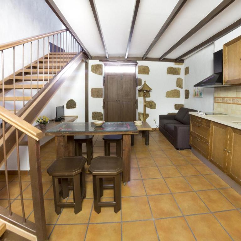 Vivelorural casa Tunte 3, BBQ y terraza - Apartment - 17
