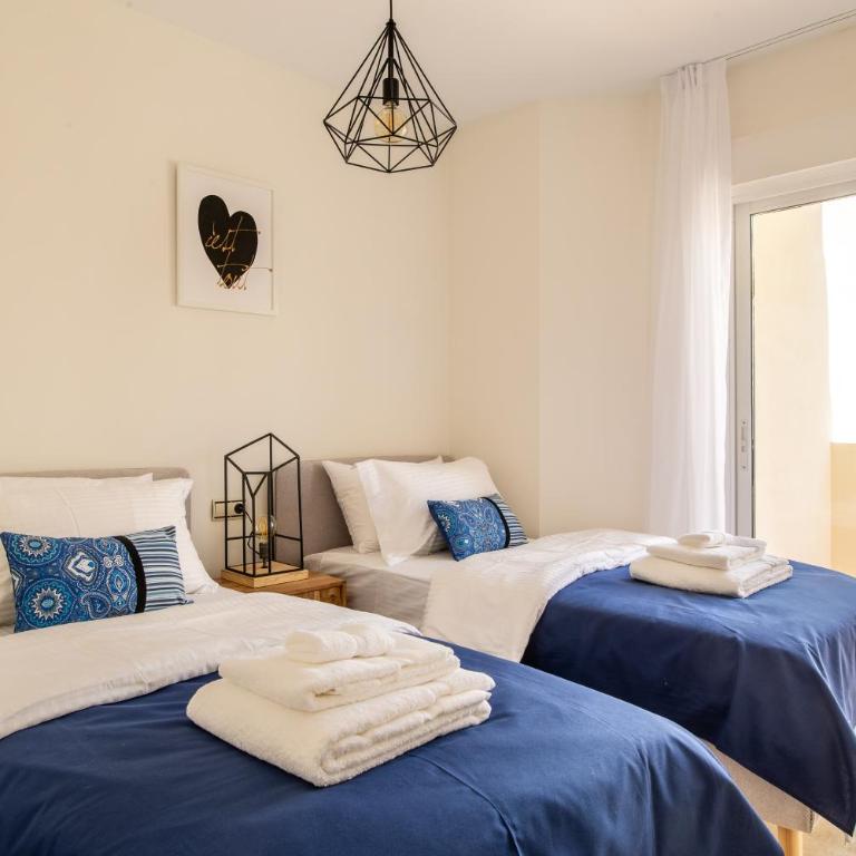 STYLISH TOWNHOUSE IN BEACHFRONT COMPLEX - Casa de 3 dormitorios - 18