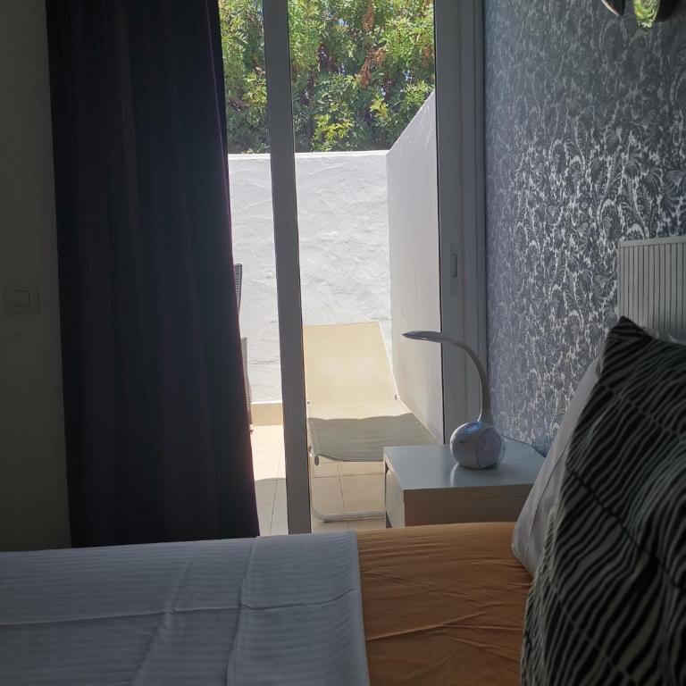 Rainbow Golf Bungalows, Gay Men-only Resort - Suite - 2