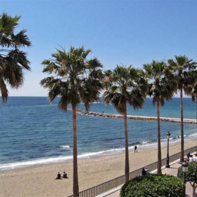 Nuevo y lujoso apartamento en Marbella Centro a pie de playa 625 - Apartamento de 1 dormitorio - 1