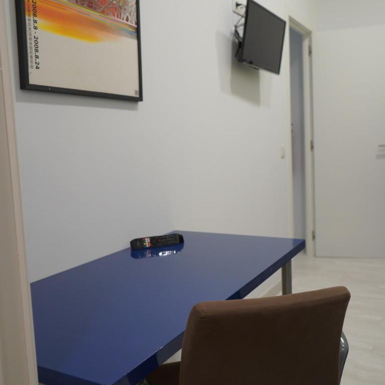 Coworking Studio - Habitación Doble con baño privado - 2 camas - 2