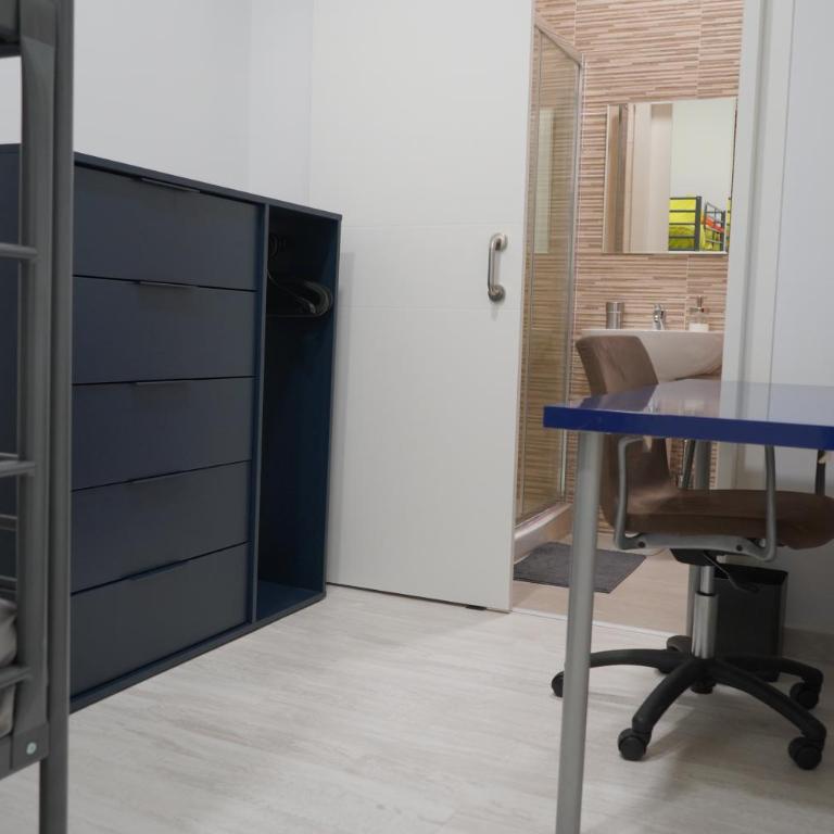 Coworking Studio - Habitación Doble con baño privado - 2 camas - 3