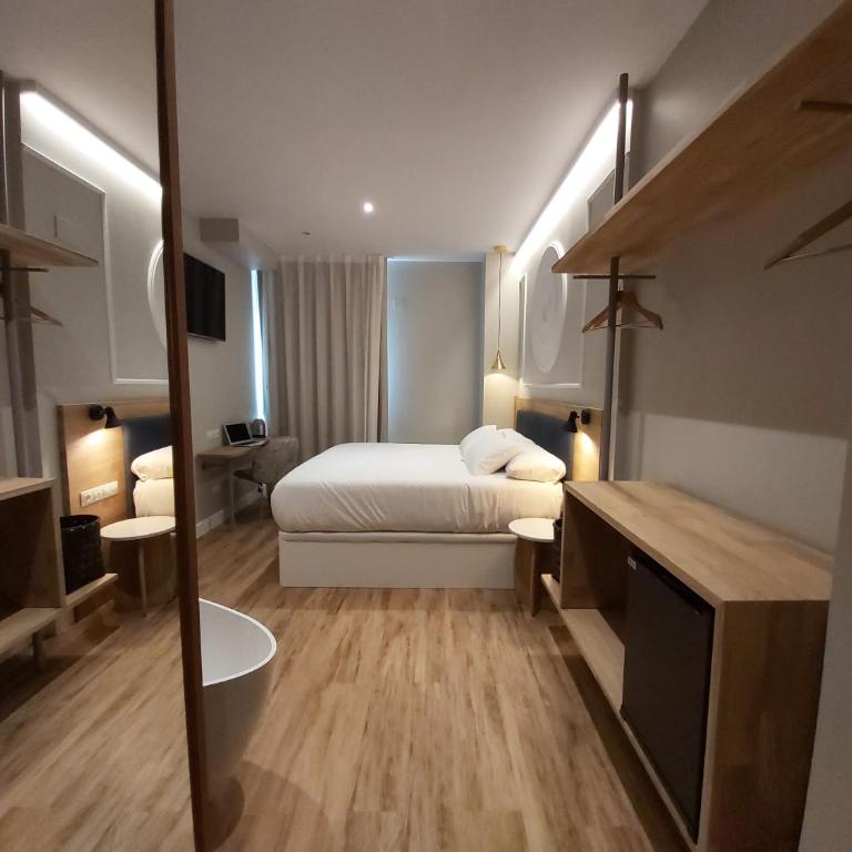 Habital Suites - Camera Matrimoniale Deluxe con Vasca - 16