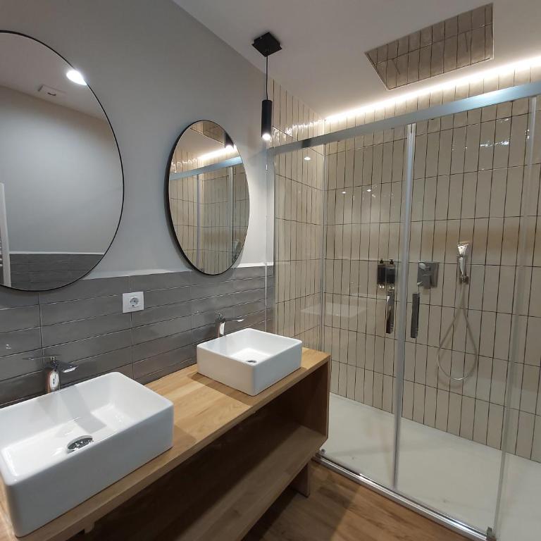 Habital Suites - Camera King Deluxe - 5