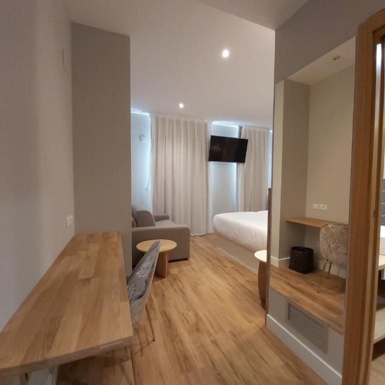 Habital Suites - Camera King Superior - 8