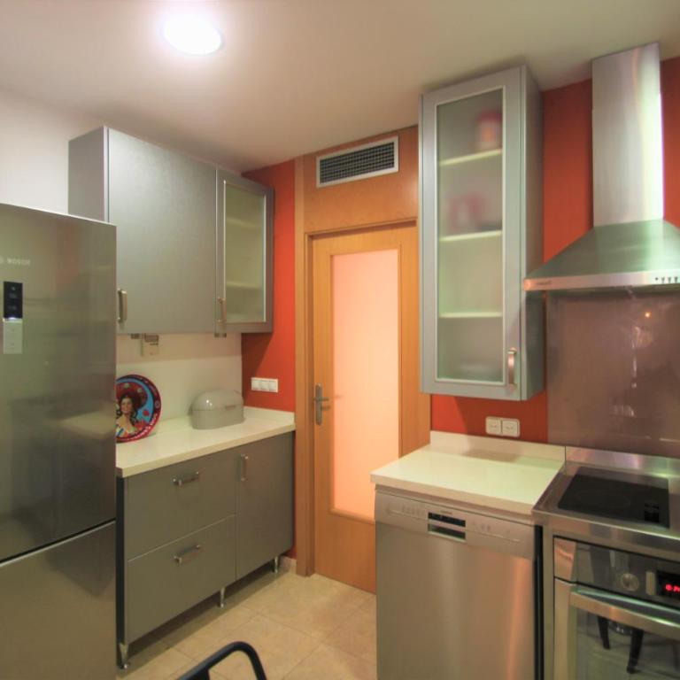 Apartamento Casaturis Playa y Montaña con parking en el centro de Alicante A130 - Two-Bedroom Apartment - 15