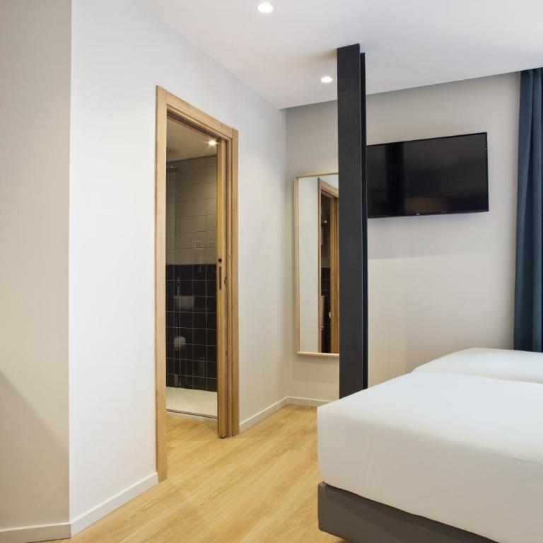 Hotel Brick Barcelona - Double or Twin Room - 11