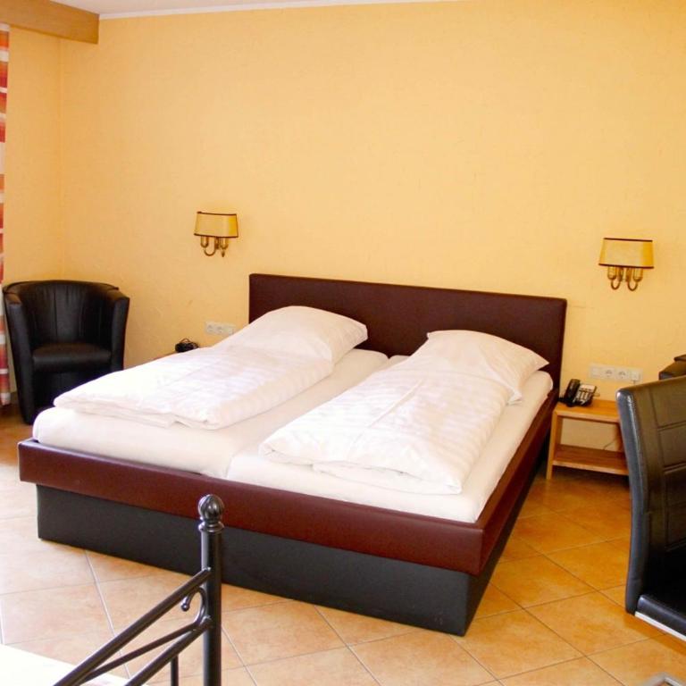 Hotel Hiemer - Dreibettzimmer - 1