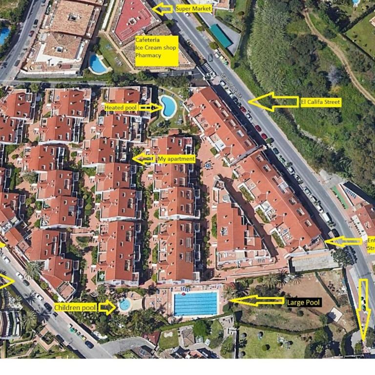 Stylish 2-Bed Duplex Townhouse, Full Kitchen, Access to Three Pools, Minutes from Puerto Banus, by "La Buena Vida Holiday Homes" - Apartamento de 2 dormitorios - 46