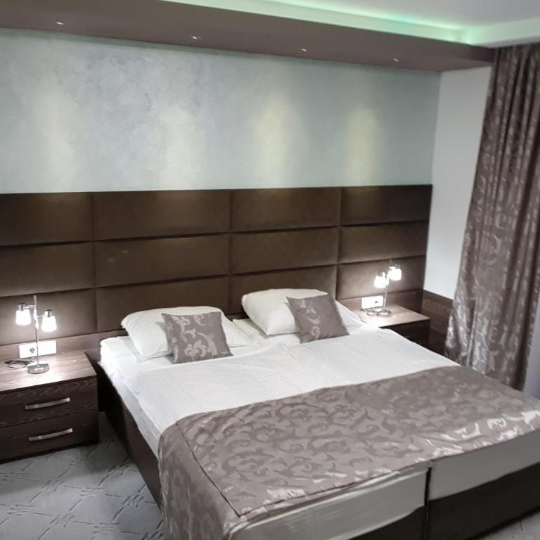 BOLERO - Deluxe Double or Twin Room with City View - 3