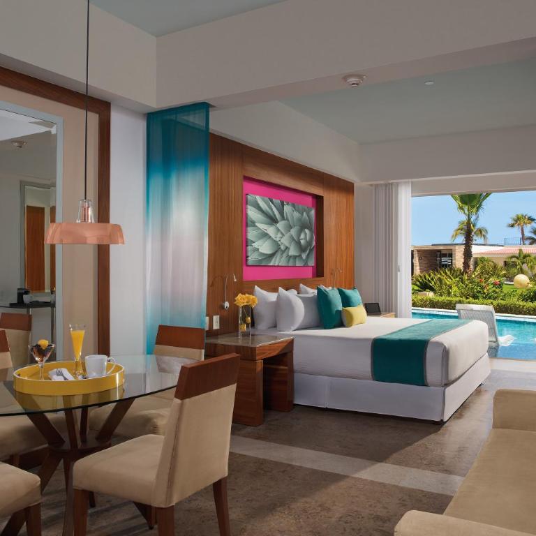 Krystal Grand Los Cabos - All Inclusive - Junior Suite mit Kingsize-Bett, direktem Poolzugang und Gartenblick - 1