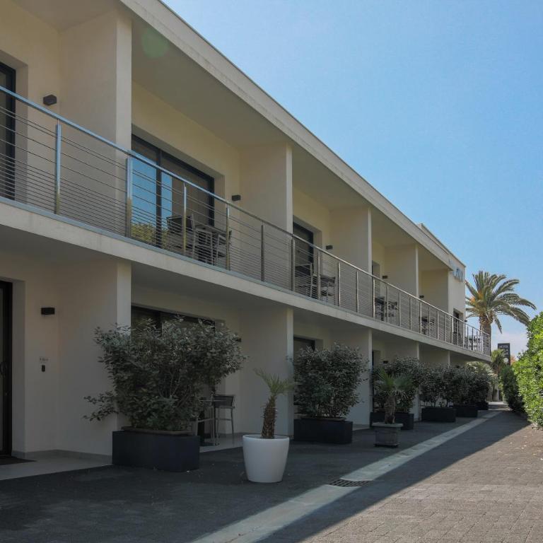 Villa Azur - Chambre Double Supérieure - Vue sur Rue - 2