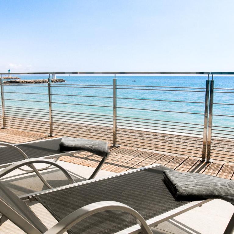 Villa Azur - Chambre Double Supérieure - Vue sur Mer - 4