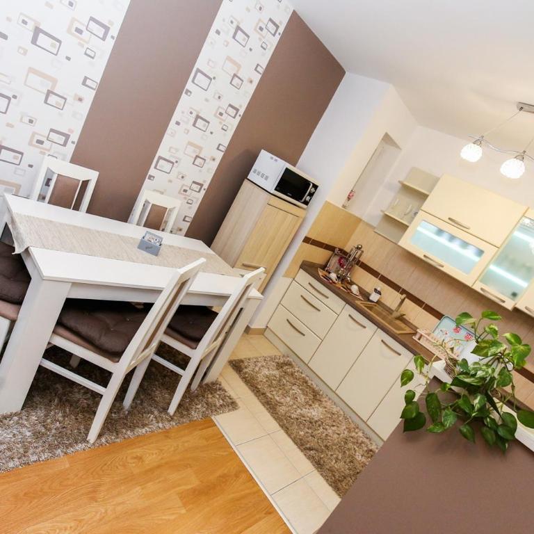 Welcome apartman - One-Bedroom Apartment - 3