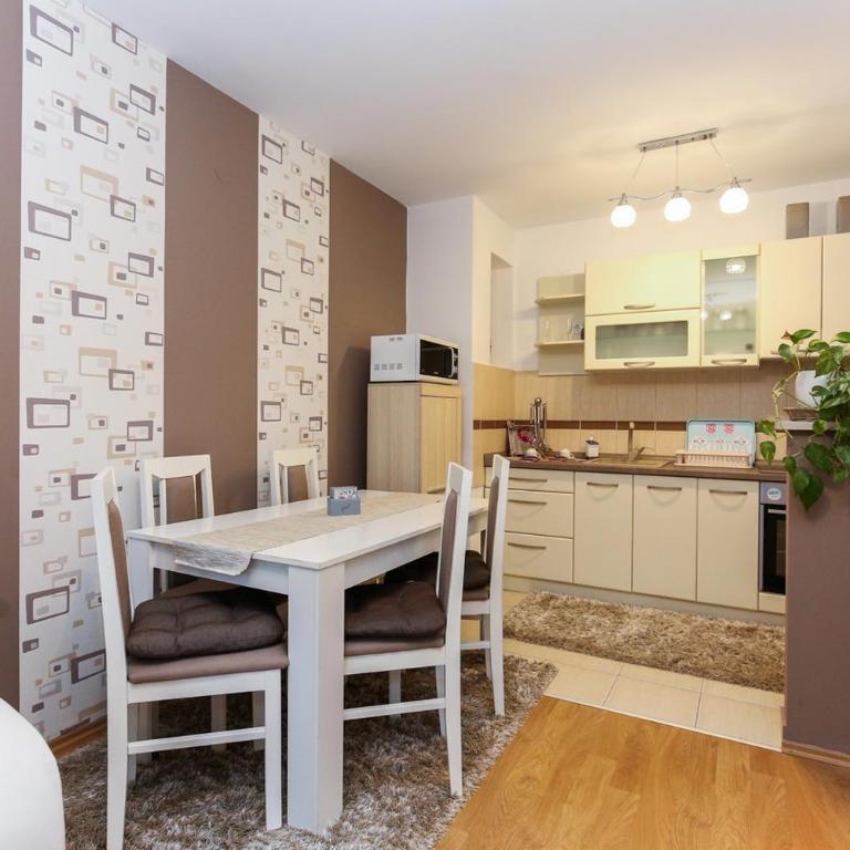 Welcome apartman - One-Bedroom Apartment - 4