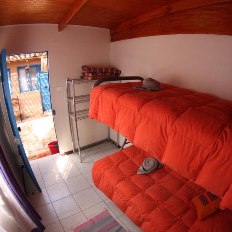 Hostal Mamatierra - Habitación económica con litera y baño compartido - 2