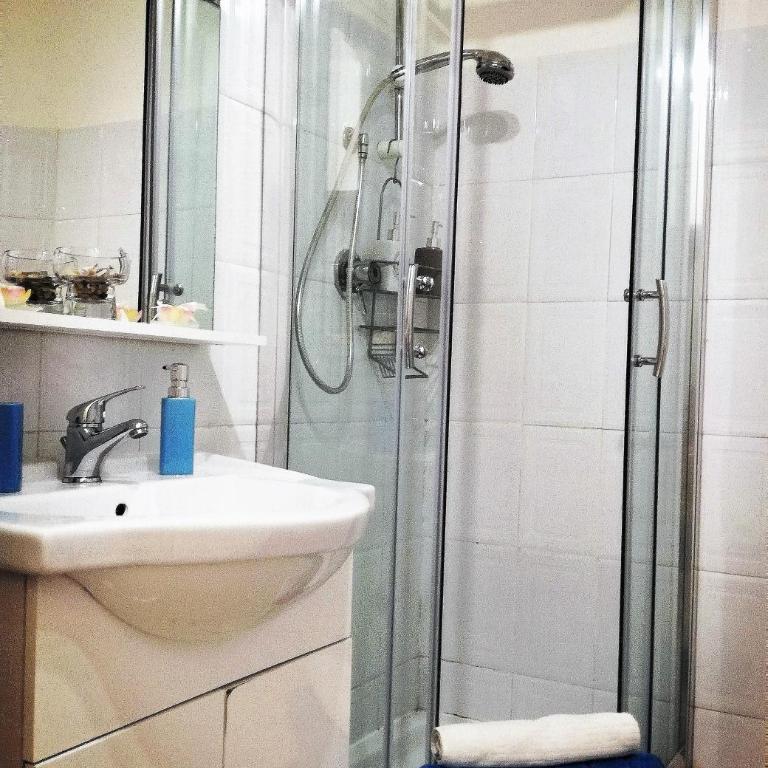 Guglielmo's House Bed & Breakfast - Camera Matrimoniale con Bagno Privato - 5