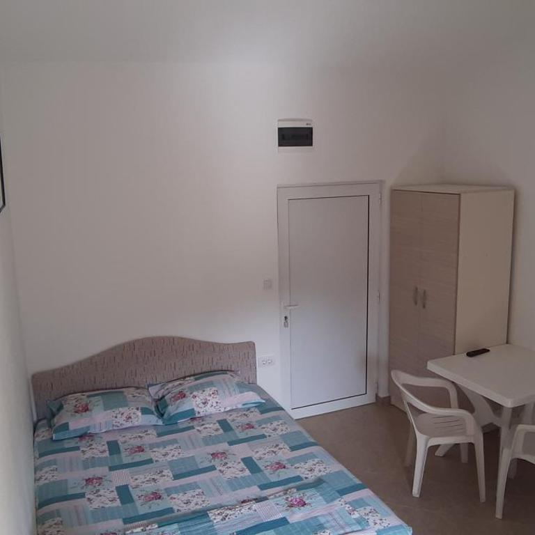 Apartmani "Ravić" - Studio sa Terasom - 2