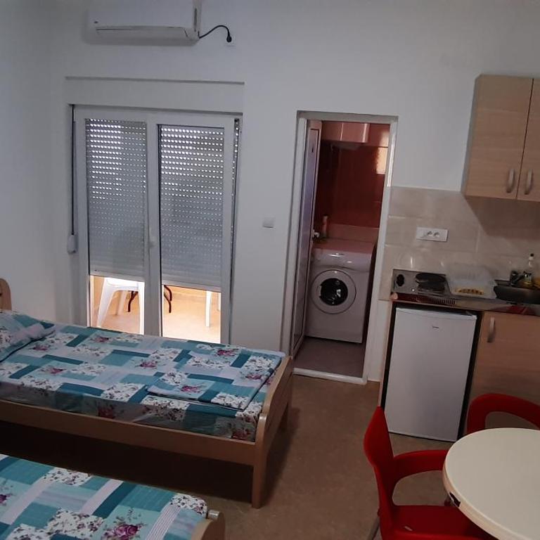 Apartmani "Ravić" - Studio sa Terasom - 7