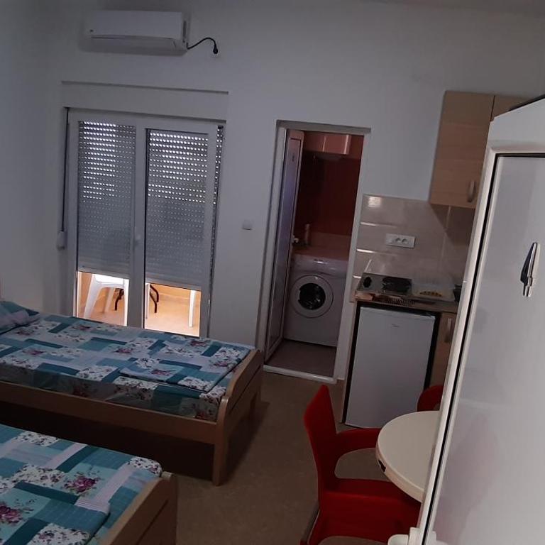 Apartmani "Ravić" - Studio sa Terasom - 9