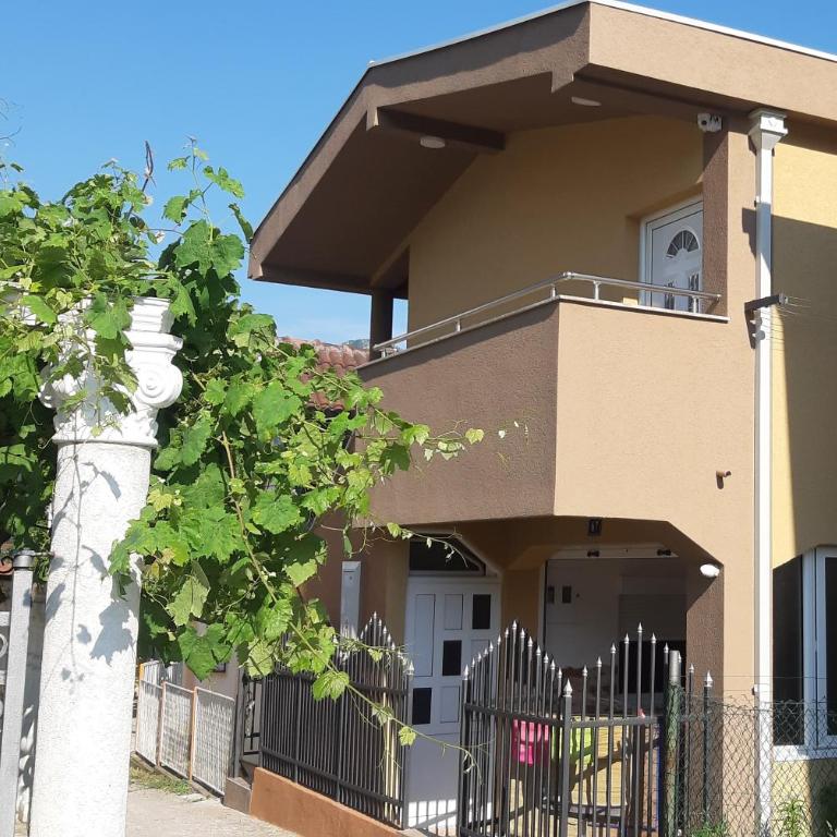 Apartmani "Ravić" - Studio sa Terasom - 3
