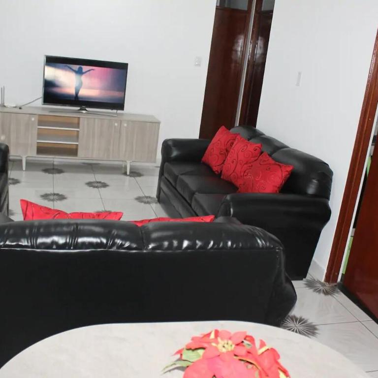 Departamento Moderno en Lambayeque. Full Amoblado - Apartamento de 2 dormitorios - 9
