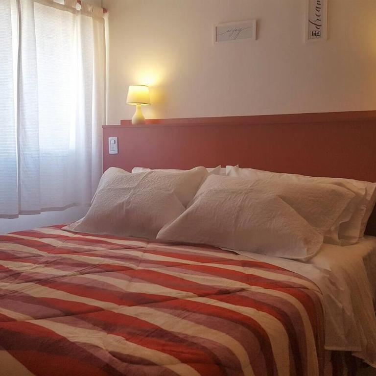 Alegre, luminoso y tranquilo en la mejor ubicación - Apartamento - 2