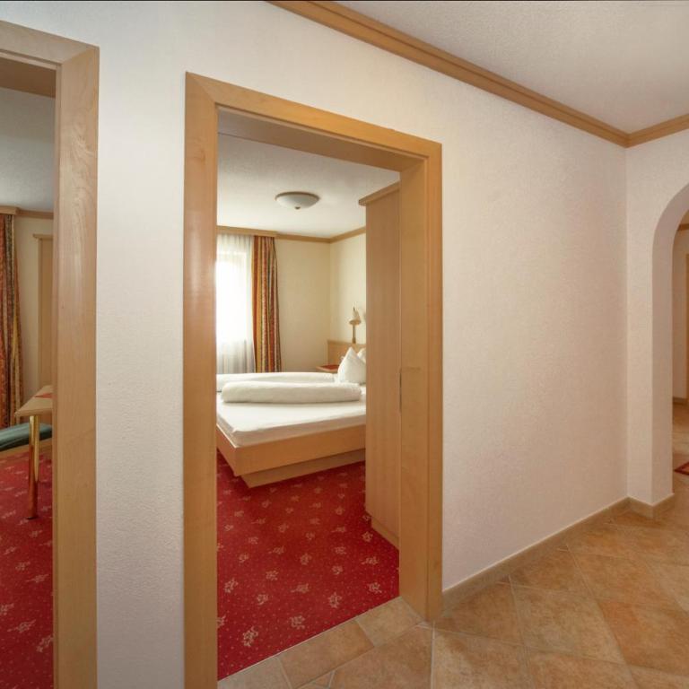 Landhaus Lexner - Three-Bedroom Apartment - 2