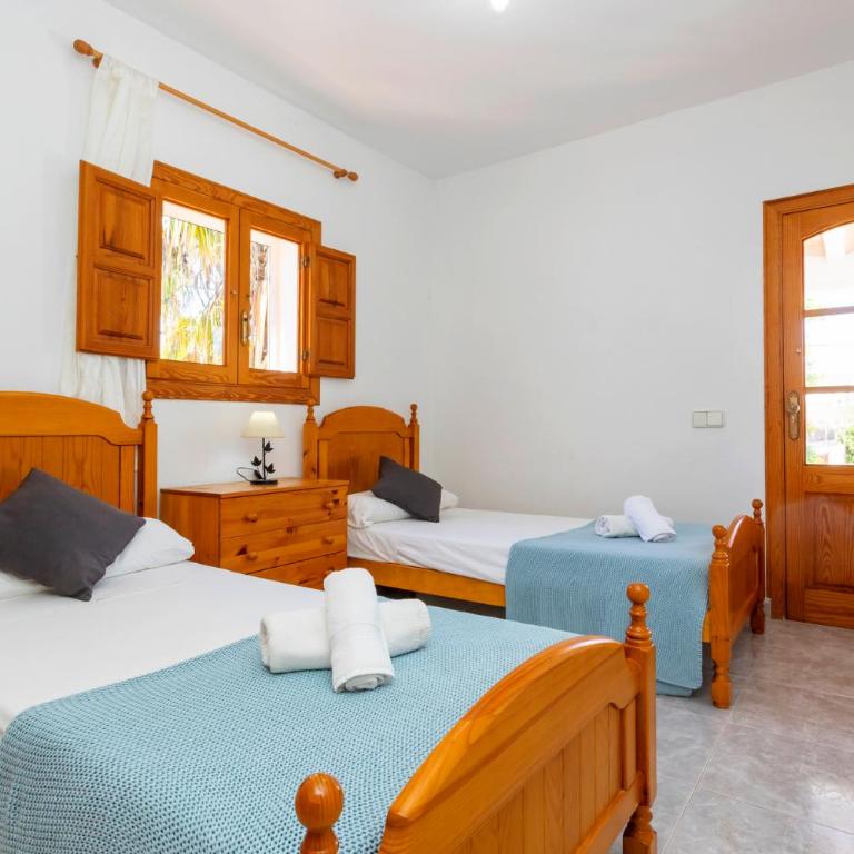 Villa in Playa D´en Bossa sleeps 9 - Villa de 6 dormitorios - 22