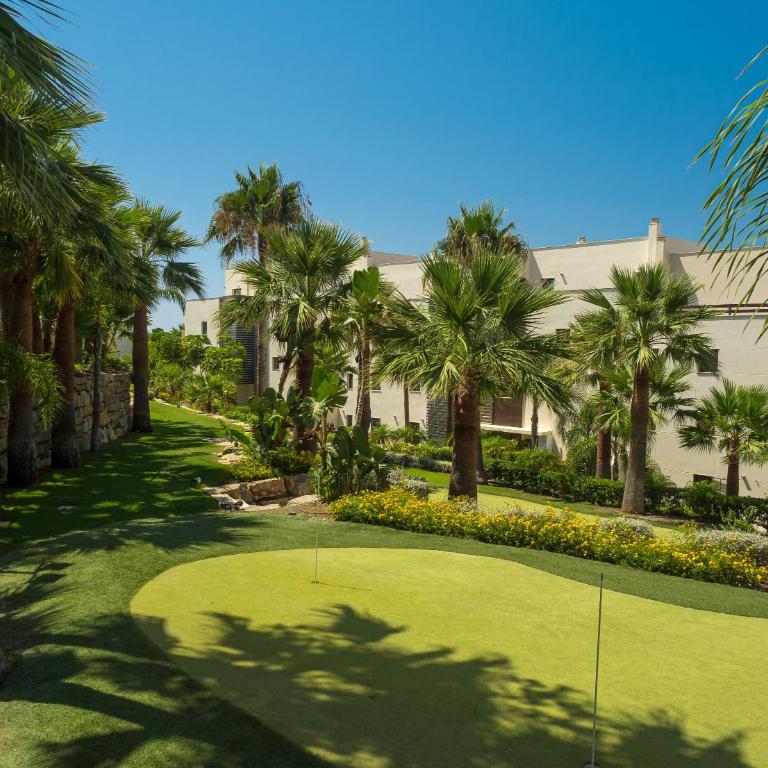 Amazing Two Bedroom Apartment in Los Flamingos, Marbella - Apartamento de 2 dormitorios - 10