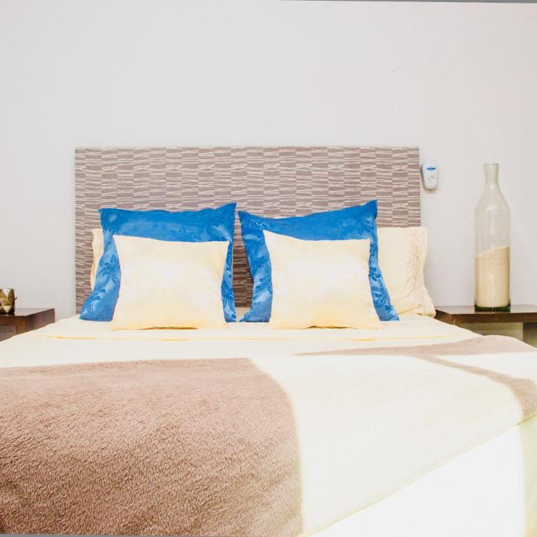 CondoHotel 5th Avenue Basic Double Studio - Double or Twin Room - 6