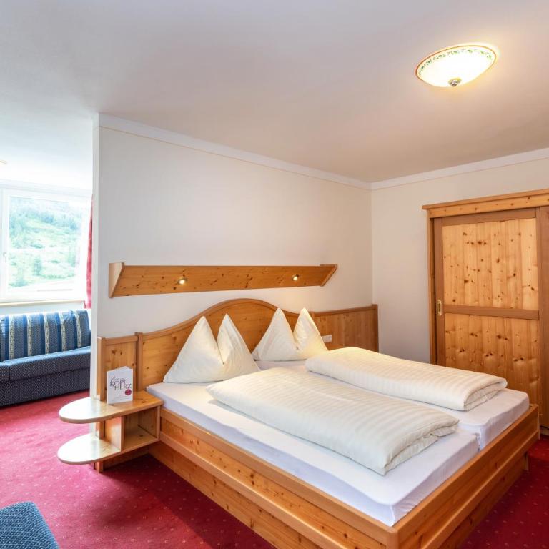 Hotel & Appartement Auerhahn - Doppelzimmer - 5