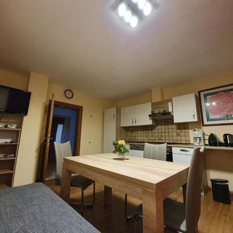 Ferienwohnung Silvia - Apartment mit 2 Schlafzimmern - 4