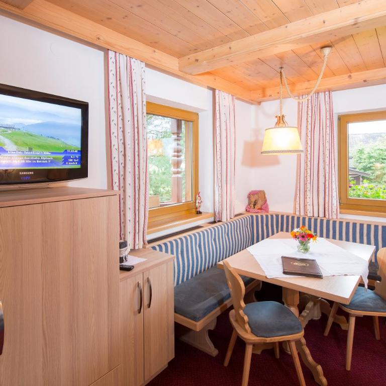 Landhaus Greil - Apartment mit 2 Schlafzimmern - 2