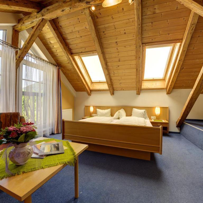 Hotel Flattacher Hof - Familiensuite mit Balkon - 2