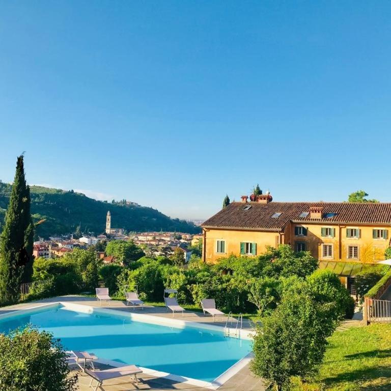 Villa Avesa - Villa - 3