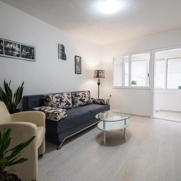 Love Apartments - Two-Bedroom Apartment - 2