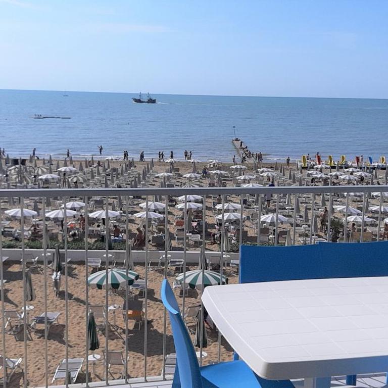 App4rent Augustus Sea View - Family House - wifi&parking - - Appartamento con 3 Camere da Letto - 4