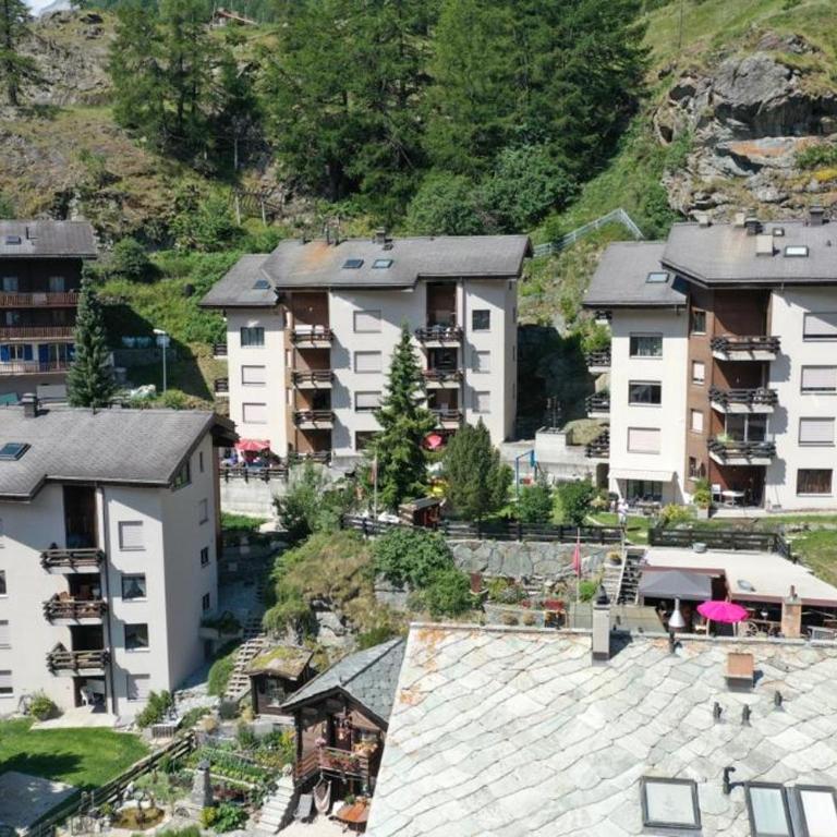 Bodmen B - Studio - 3
