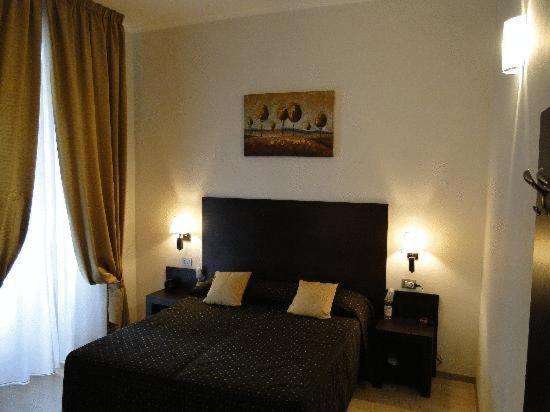 Roman Residence - Double Room - 12
