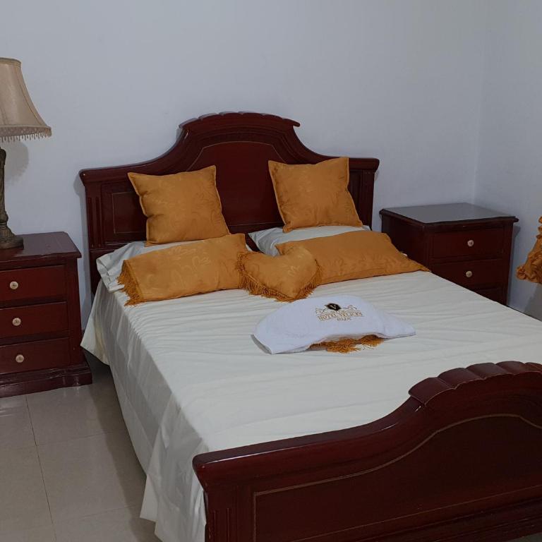 Hotel Velices - Deluxe Double Room with Balcony - 2
